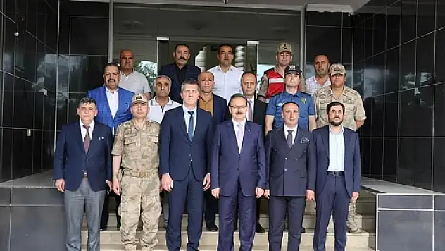 Vali Kızılkaya'dan Kayabağlar Belde Belediye Başkanı Hasan Nas'a 'Hayırlı Olsun' Ziyareti
