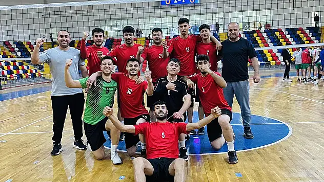 Voleybolda Siirt Takımlarının Başarısı