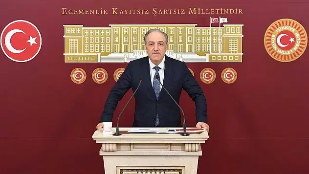 Yeneroğlu, Filistinli Nabeel Hasan'ın Şüpheli Ölümünü' Adalet Bakanına Sordu