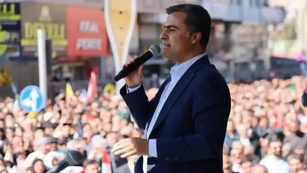 YSK'nın Van Belediye Başkanlığı Kararı 'Ankara'da Hakimler Var' Dedirtti