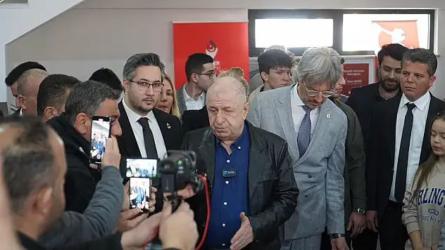 Zafer Partisi Genel Başkanı Prof.Dr.Ümit Özdağ, Alanya'da Basın Açıklaması Yaptı