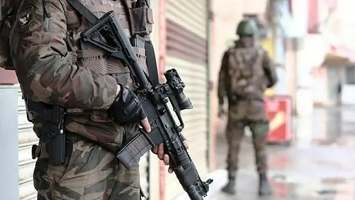 BAYKAN'DA SOKAĞA ÇIKMA YASAĞI