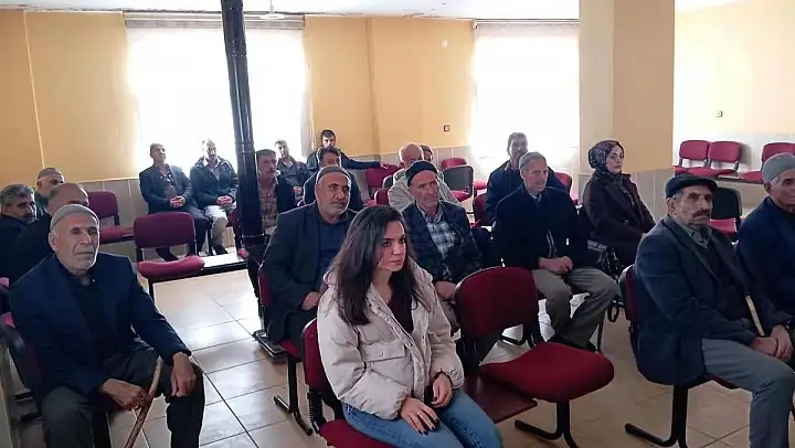 'Siirt Fıstığı Yetiştiriciliği Temel Eğitimi' Düzenledi