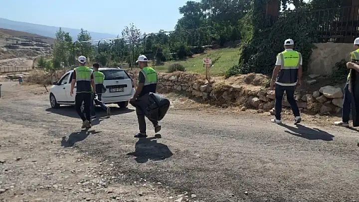 Siirt İl Özel İdare Ekipleri, Tarihi ve Doğal Alanları Temizlemeye Devam Ediyor