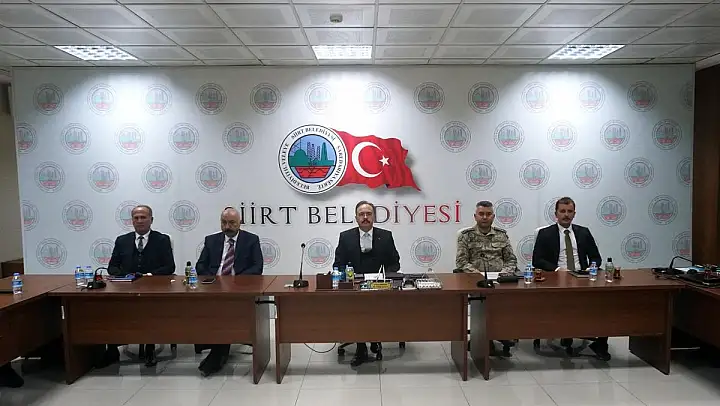 Siirt'te Turuncu Kodu Uyarısı Öncesi Vali Kızılkaya Başkanlığında Toplantı Düzenlendi