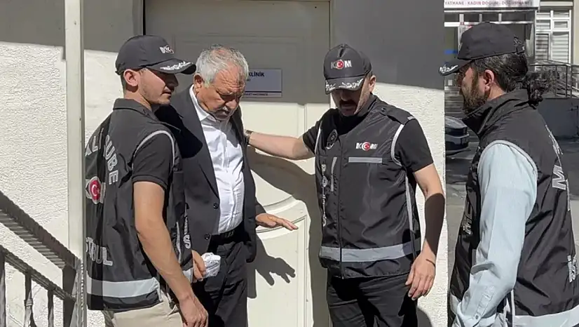 Adana Büyükşehir Belediye Başkanı Zeydan Karalar Tutuklandı