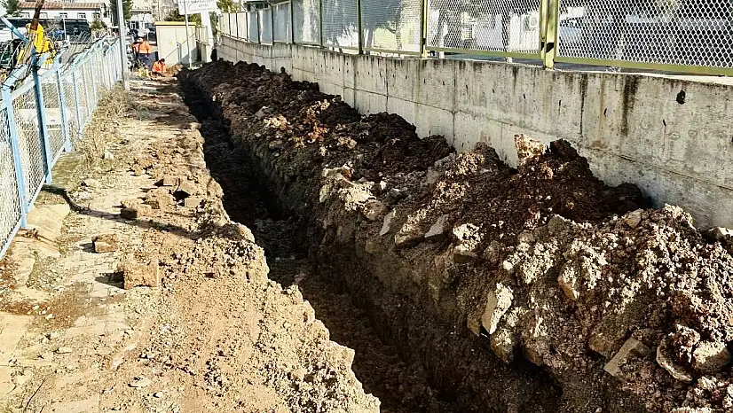 Kurtalan Belediyesi'nden Şebeke Suyu Boru Hattı Yenileme Çalışması