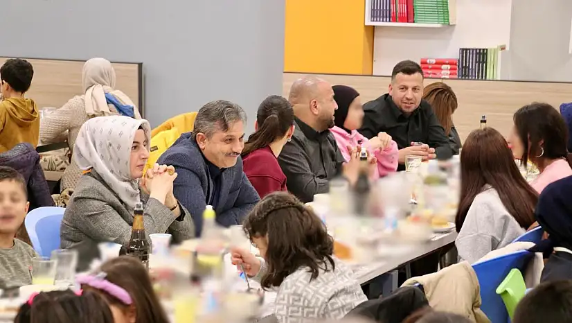 Rektör Şındak, İş İnsanı Ayaz Akkoyun'un Destekleriyle Gerçekleşen İftar Programına Katıldı