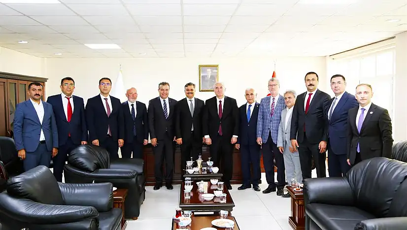 Siirt Üniversitesi Kamu Denetçiliği Kurumu Heyetini Ağırladı