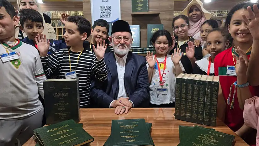 Siirtli Hemşerimiz Prof. Dr. Geylani Fas Kitap Fuarında