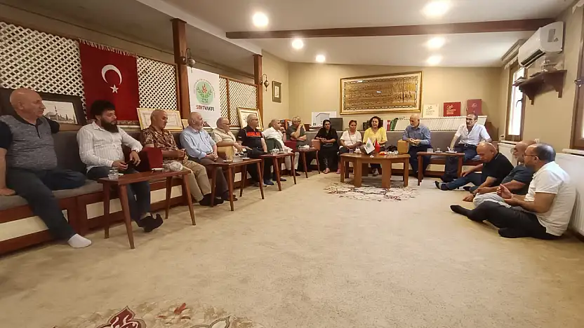 DEM Parti İstanbul İl Örgütü'nden Siirt Vakfı'na Ziyaret