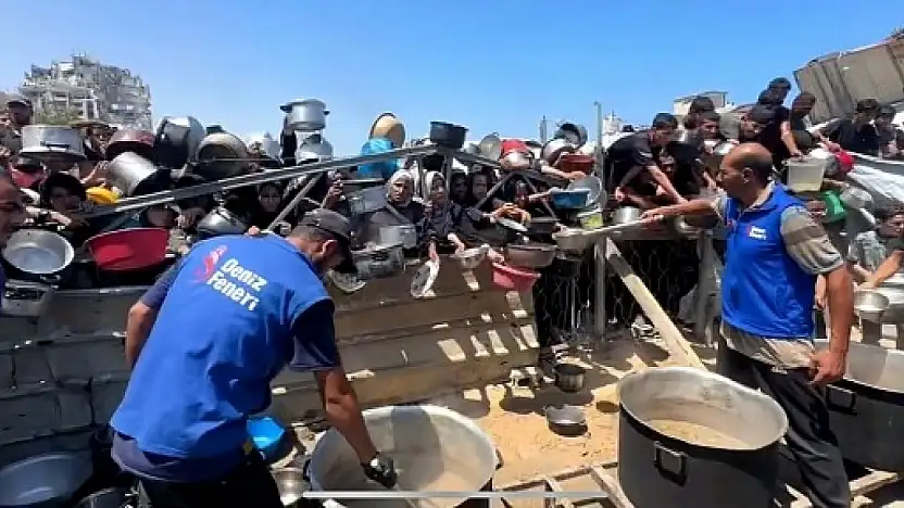 Gazze'ye Siirt'ten İkinci Yardım Eli: Sıcak Yemek Dağıtımı Gerçekleştirildi