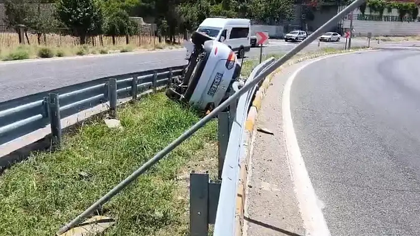 Kezer Köprüsünde Feci Kaza: Araç Takla Attı!