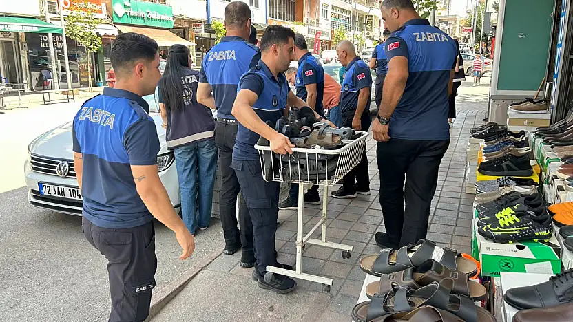Kurtalan Belediyesi'nden Kaldırım İşgallerine Geçit Yok