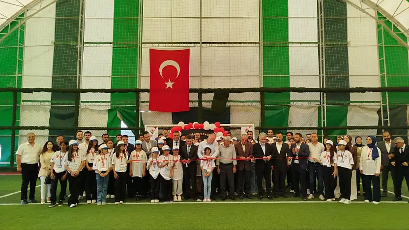 Siirt Baykan 30 Ağustos Zafer Ortaokulu'nda TÜBİTAK 4006 Bilim Fuarı Açıldı