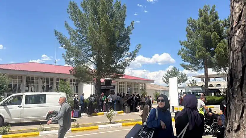 Siirt Havalimanı'na İniş Yapamayan Uçak Batman'a Yönlendirildi