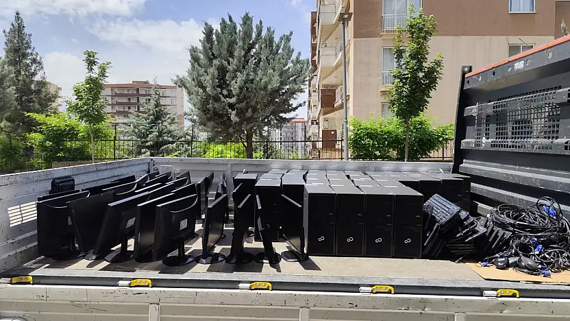 Siirt SGK'dan Okullara Bilgisayar Desteği