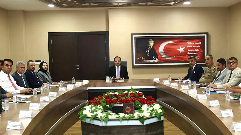Siirt'te Aileyi Destekleme ve Güçlendirme Toplantısı