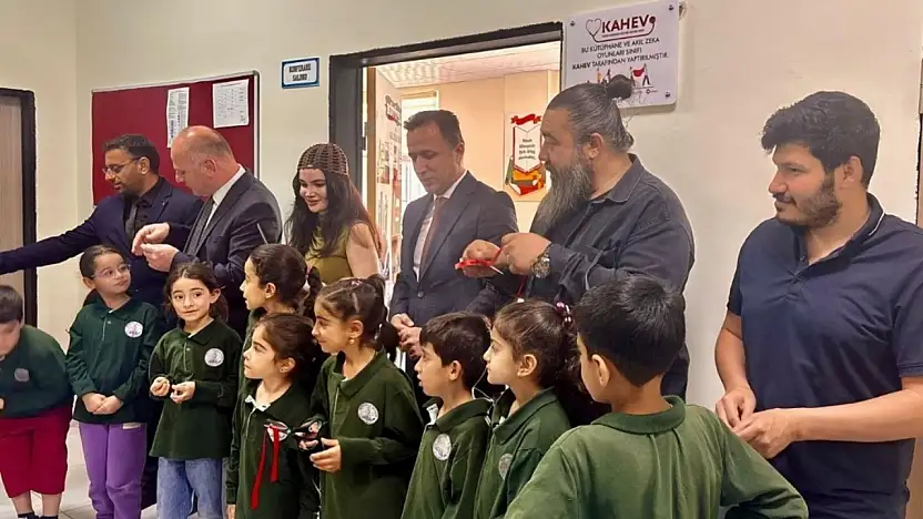 Siirt'te Bir Okula Yeni Kütüphane Kazandırıldı