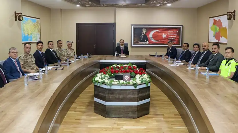 Siirt'te Güvenlik ve Asayiş Toplantısı Yapıldı