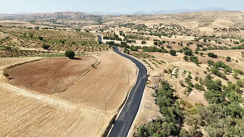 Siirt'te Yol Hamlesi! Vali Kızılkaya: 'Yol Kalkınmanın Anahtarıdır'
