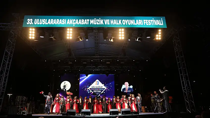 Siirtli Gençlerden Karadeniz'de Yöresel Gösteri