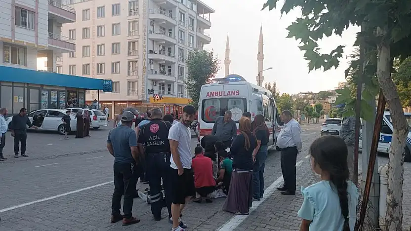 Şirvan'da Motosiklet Sürücüsü Yaralandı